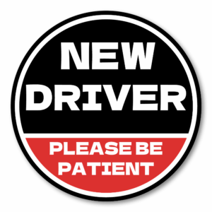 NEW DRIVER ステッカー 120×120mm 丸型｜Please Be Patient｜新米ドライバー/若葉サポート/車後方注意｜耐水・耐候ラミネート・屋外用 - ブラック×レッド