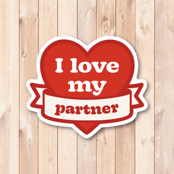 I love my girlfriend/boyfriend/partner ハート ステッカー 3種セット（3インチ） 防水・耐候 ビニール ノートPC/水筒/スーツケース ギフト用 - 画像 (2)