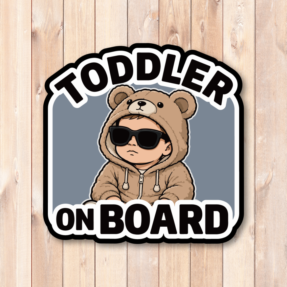 おしゃれな TODDLER ON BOARD ステッカー ベビーインカー キッズインカー 車用 セーフティサイン 防水・UVラミネート仕様 カーサイン Bear Hoodie - 画像 (2)