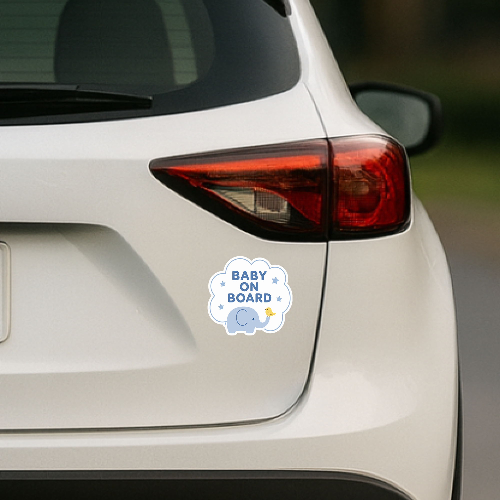 BABY ON BOARD ステッカー 120mm 赤ちゃん乗車中 車用 カーステッカー 防水・耐候 UVラミネート加工 かわいい ベビーインカー ゾウとひよこ - 画像 (4)