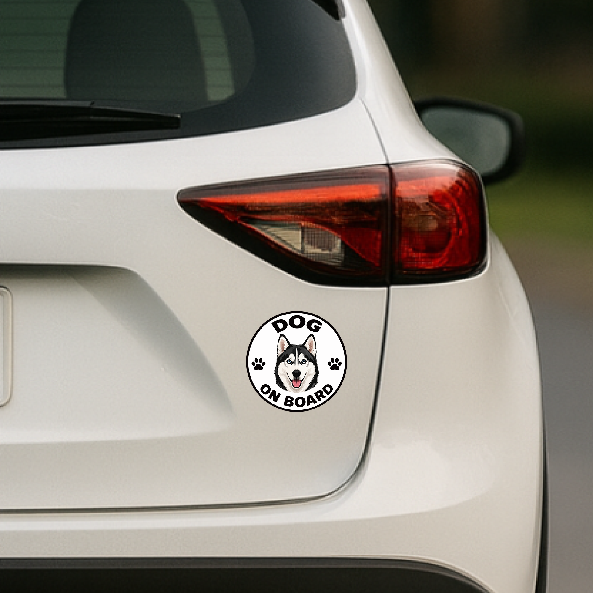 DOG ON BOARD ステッカー 犬が乗っています 車用 かわいい犬種デザイン 防水 UVラミネート 丸型 120mm シベリアン・ハスキー - 画像 (4)