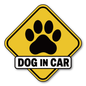 DOG IN CAR / DOG ON BOARD 車用ステッカー 犬 肉球 サイン シンプルデザイン 防水・耐候 UVラミネート 屋外対応 カーステッカー DOG IN CAR