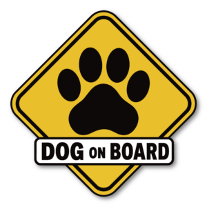 DOG IN CAR / DOG ON BOARD 車用ステッカー 犬 肉球 サイン シンプルデザイン 防水・耐候 UVラミネート 屋外対応 カーステッカー DOG ON BOARD