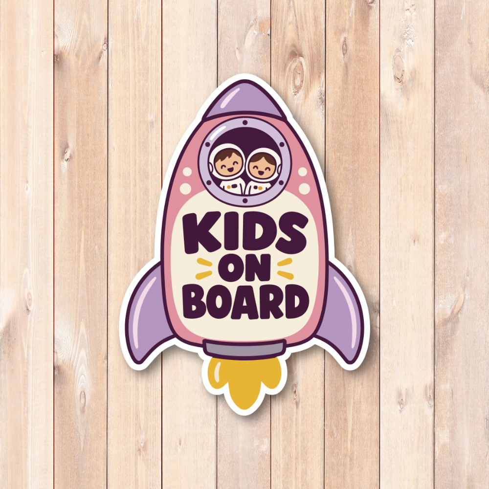 KIDS ON BOARD 車用ステッカー 子ども乗車中 ロケットデザイン 100×136mm ピンク - 画像 (2)
